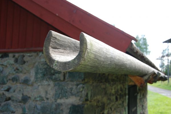 Wooden Gutter Repair in Toccoa
